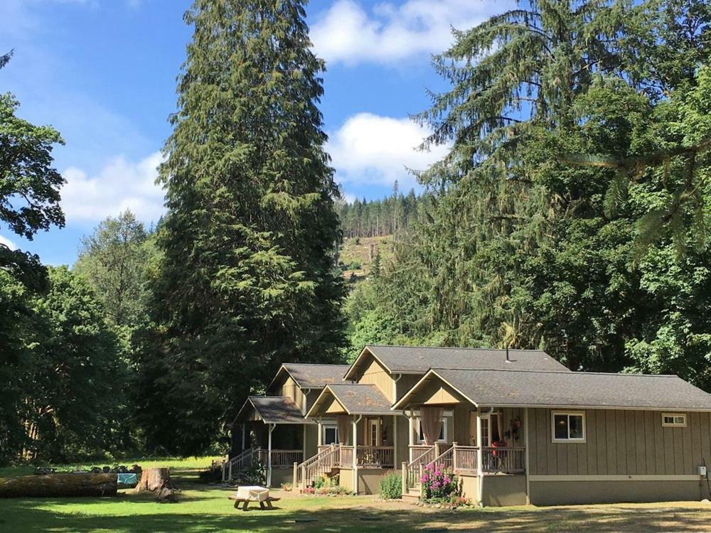 The At Creek Guest house